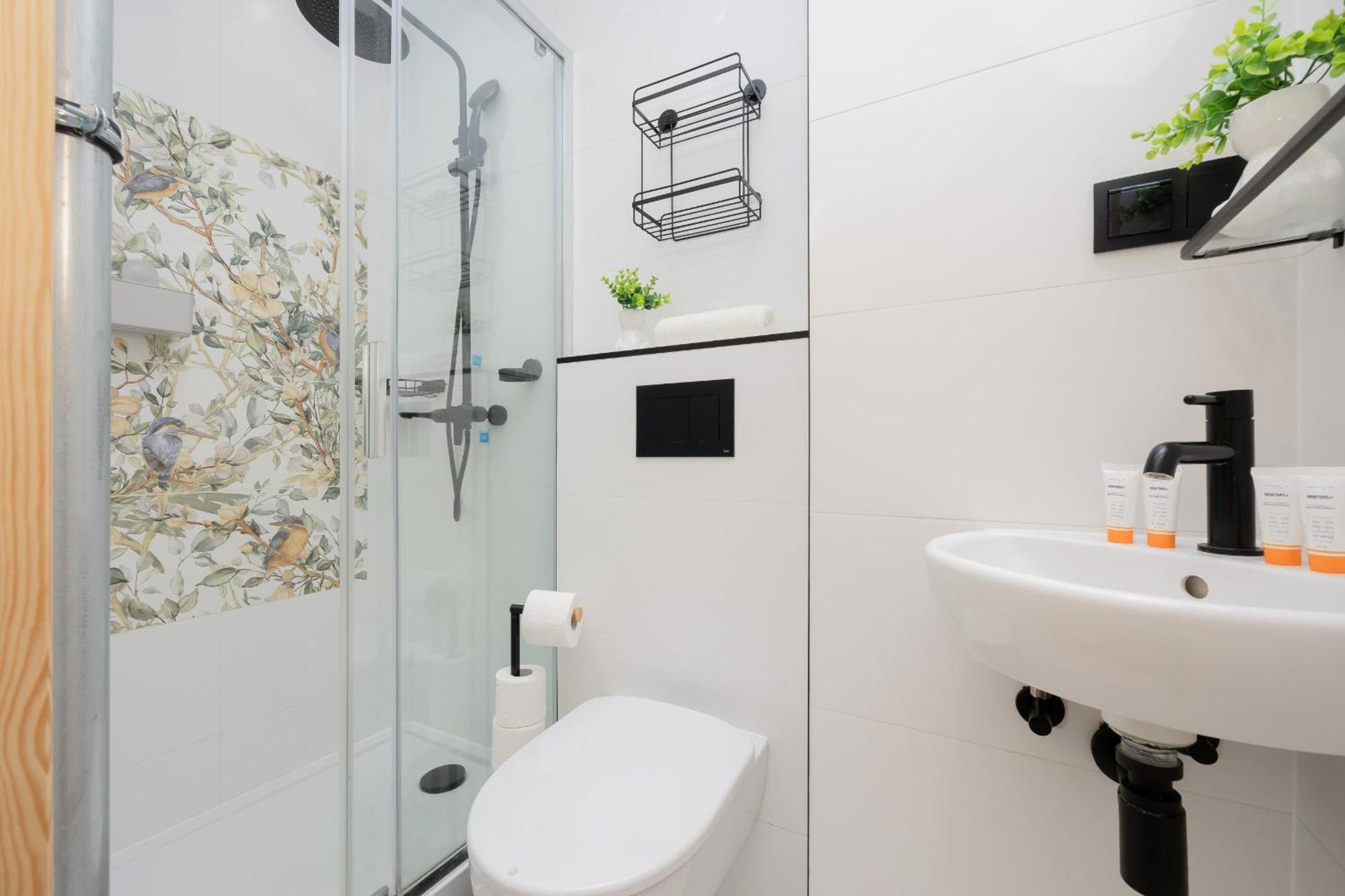 Spacious Apartment For 6 People Near The Old Town By Noclegi Renters Varšava Exteriér fotografie
