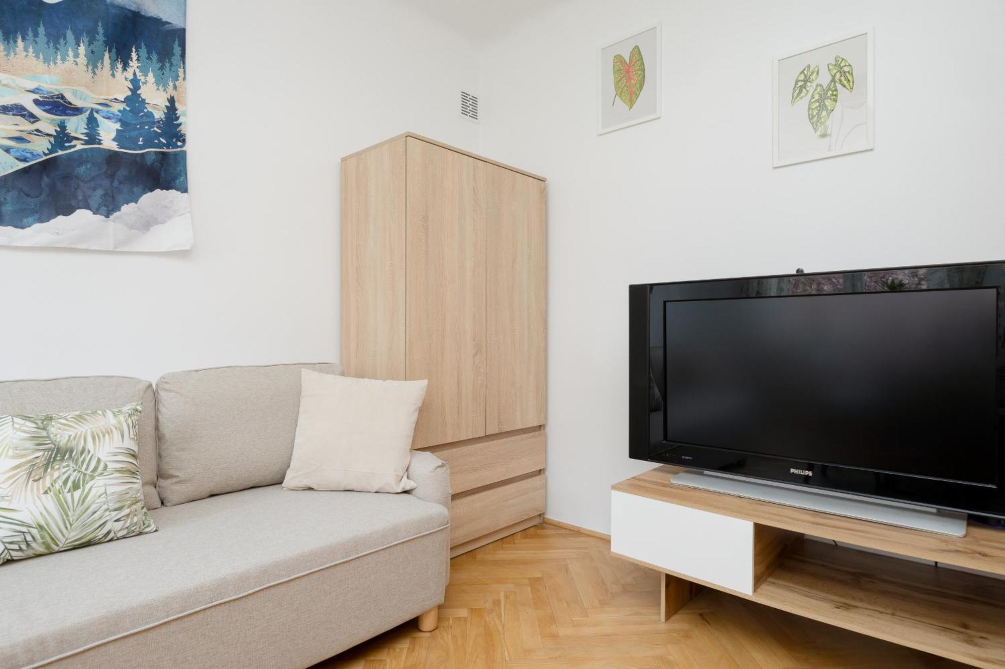 Spacious Apartment For 6 People Near The Old Town By Noclegi Renters Varšava Exteriér fotografie